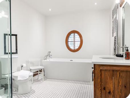 Luxury Retreat Bathroom 